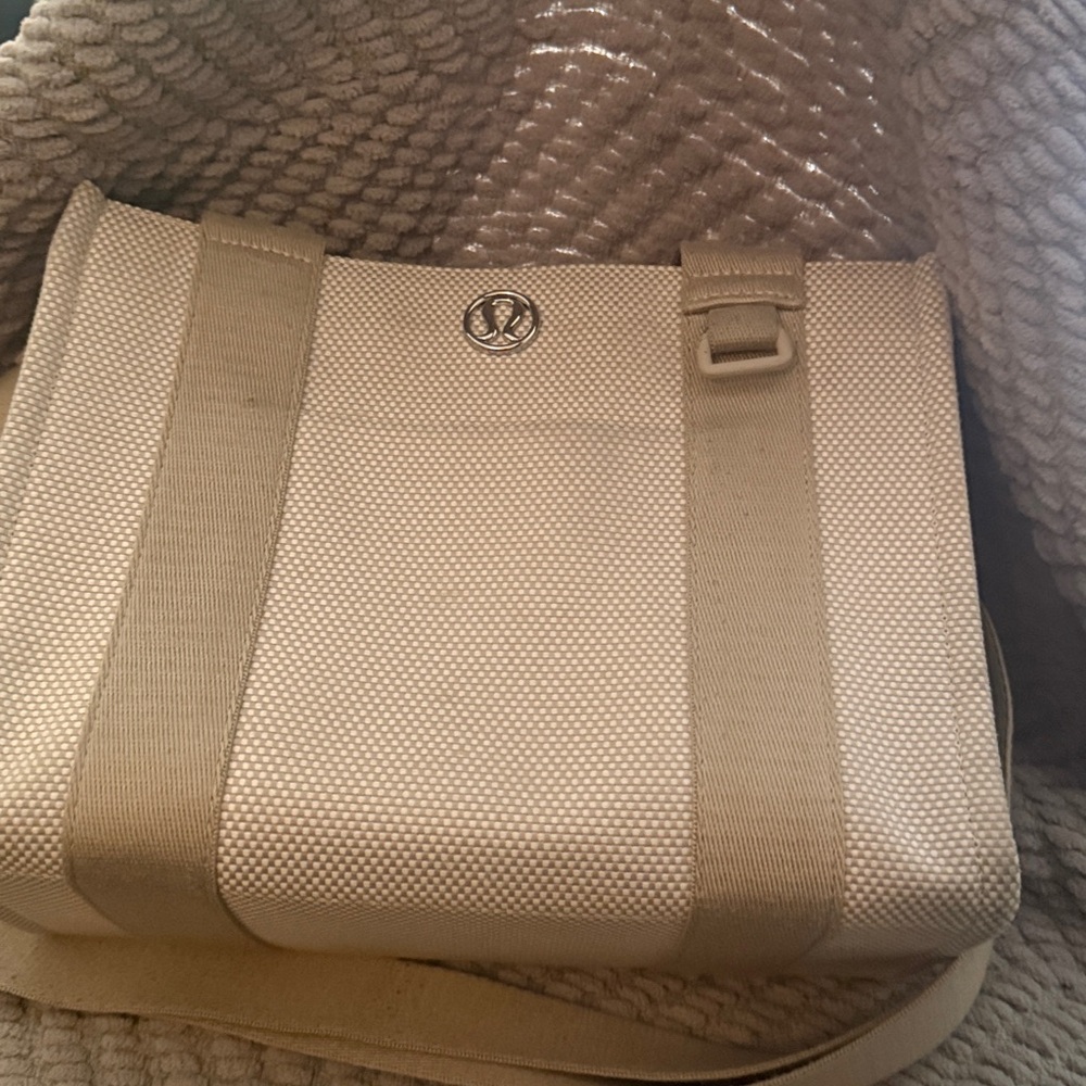 lululemon athletica Gray Crossbody Bag - Picture 7 of 8